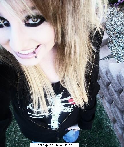 emo girls 2.&nbsp; admina băăă